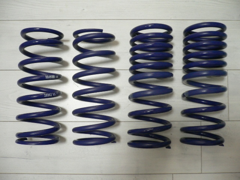 マセラティ グラントゥーリズモ S／S AT含む 純正形状 車高調スカイ